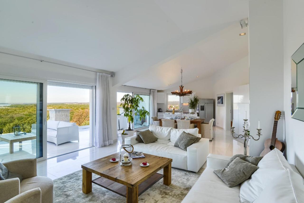 White House Stinjan Appartement Buitenkant foto